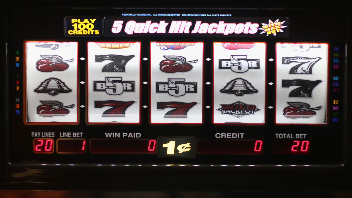 Man accused of breaking another slot machine in Hialeah, stealing money, arrested agai...