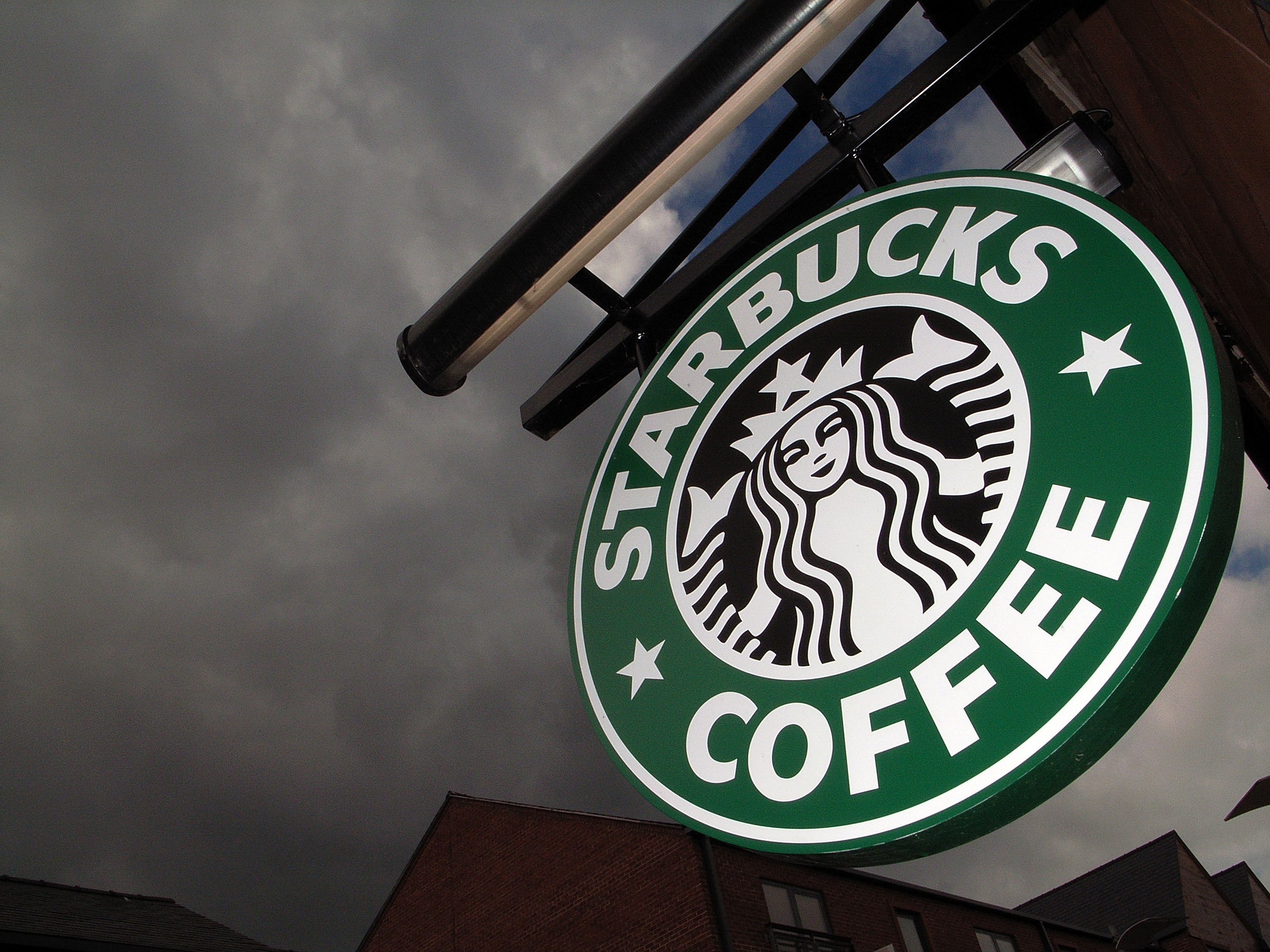 Starbucks Recalling Espresso Drink Sold in Florida Stores Over ‘Possible Metal Fragments'