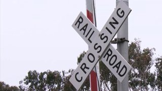 train-crossing-generic-sign-Carlsbad