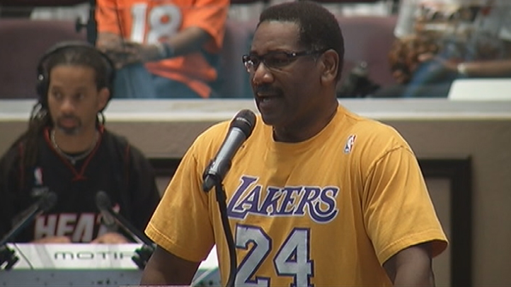 Pastor At Martin Mother S Church Calls For Peace Following