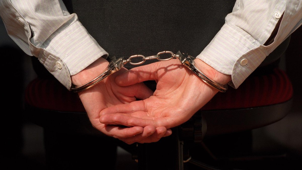 Plantation arms dealer arrested in alleged scheme to ship weapons parts to Kazakhstan