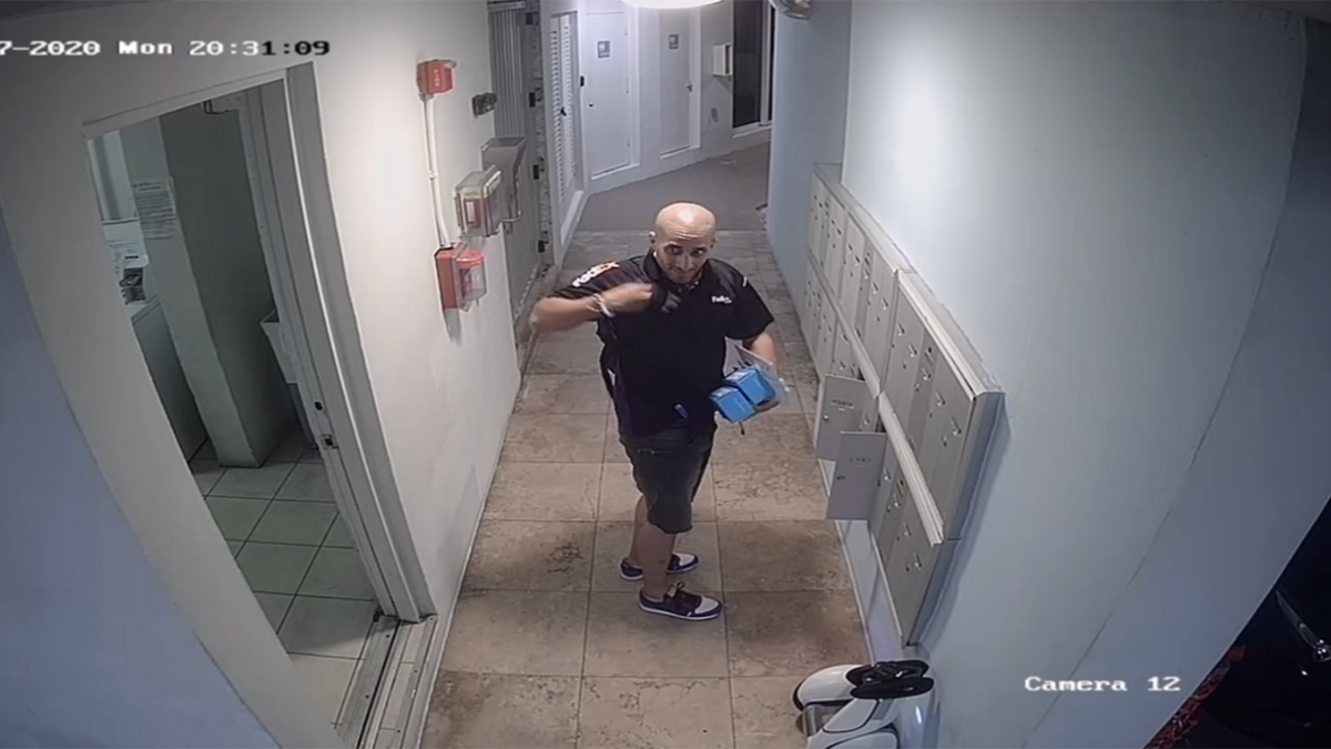 Reward Offered After Man Allegedly Steals Mail at Miami Beach Apartment ...