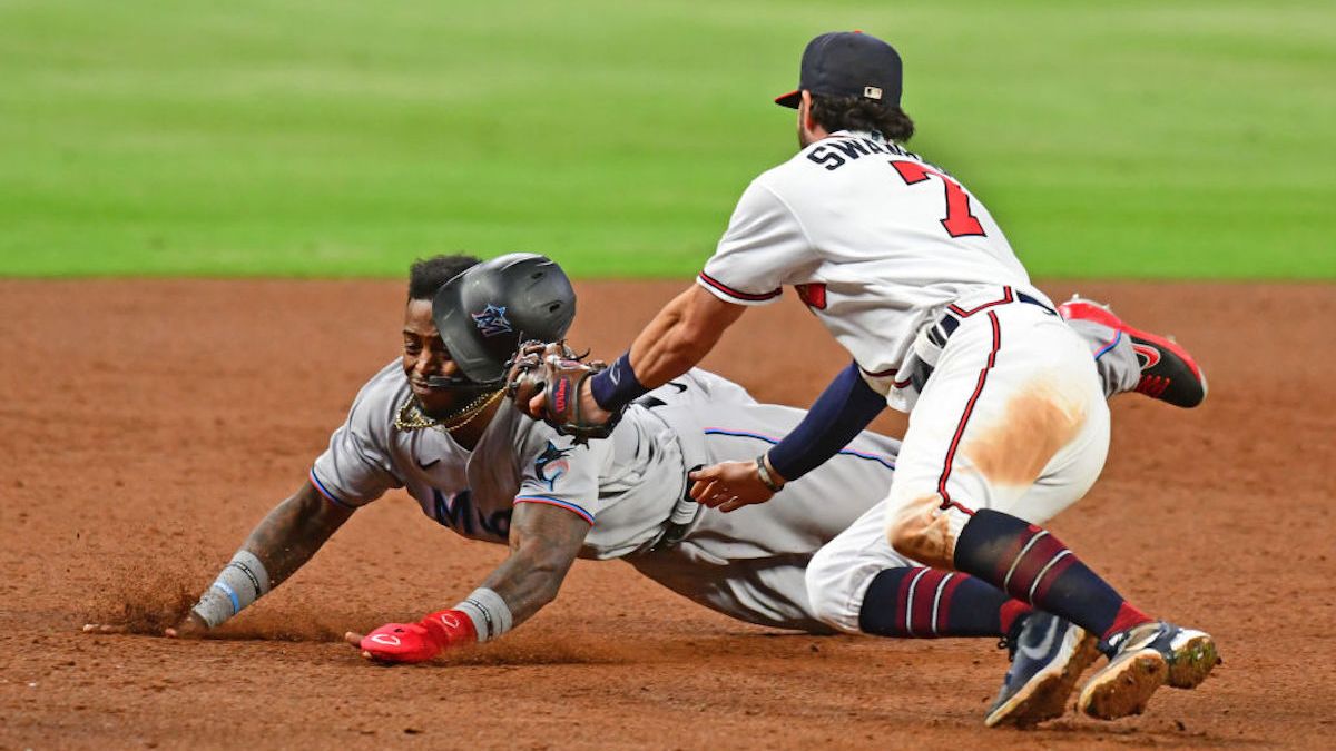 Bullpen Defense Push Atlanta Braves To Win Over Miami Marlins Nbc 6 South Florida