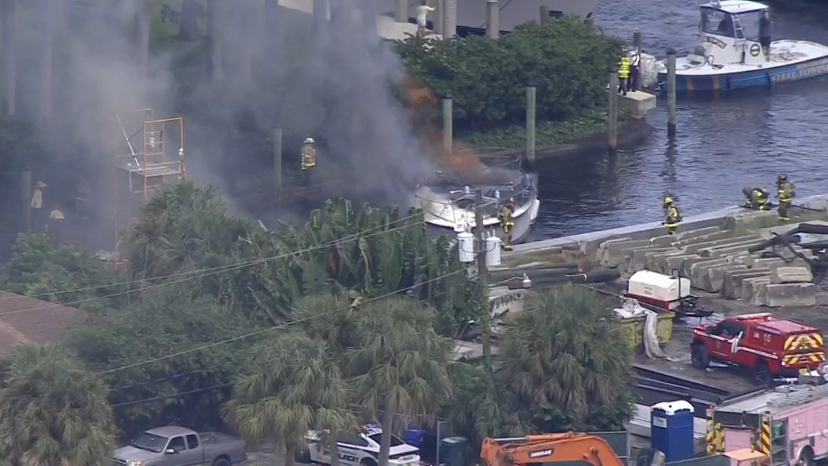 Crews Battle Fort Lauderdale Boat Fire Nbc 6 South Florida