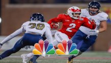 BOWLING GREEN, KY - OCTOBER 27: Jacquez Sloan #2 of the Western Kentucky Hilltoppers runs the ball as he is pursued by Richard Dames #38 of the Fiu Golden Panthers on October 27, 2018 in Bowling Green, Kentucky. (Photo by Michael Hickey/Getty Images)