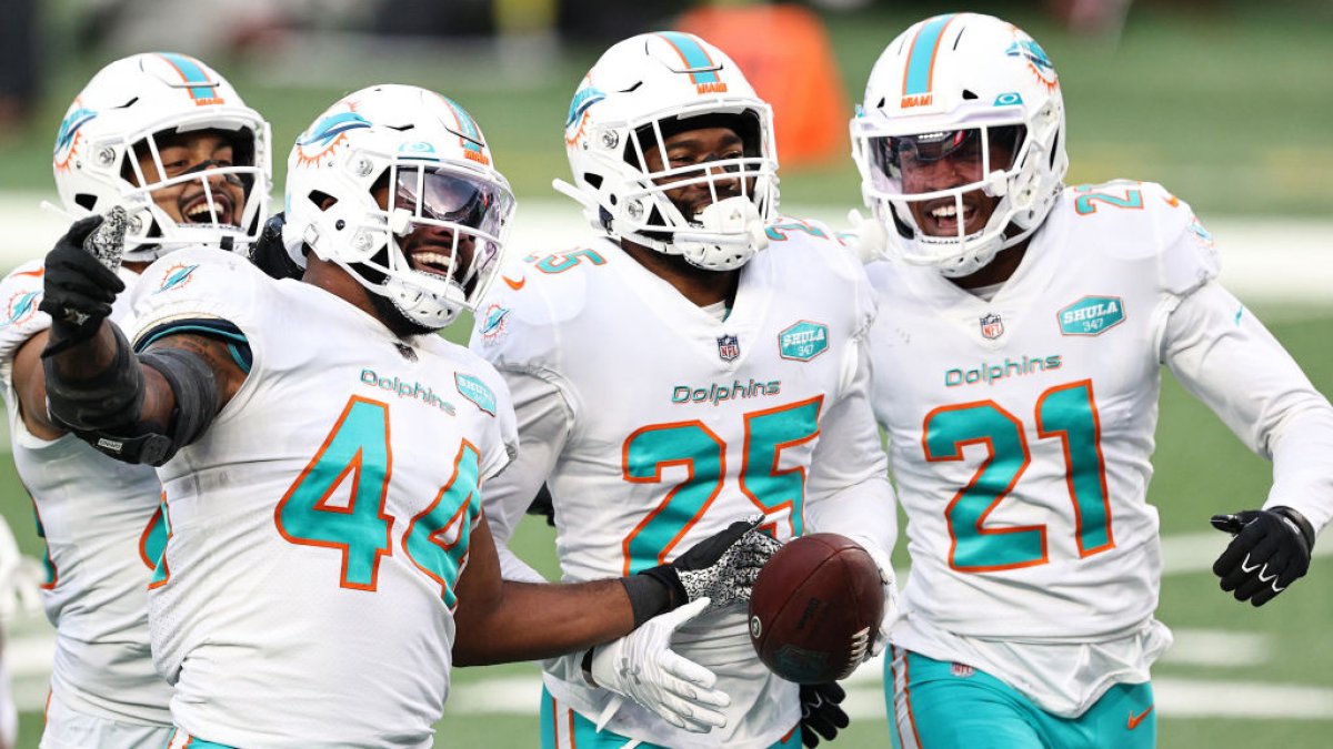 Fitzpatrick, Dolphins keep Jets winless with 20-3 victory