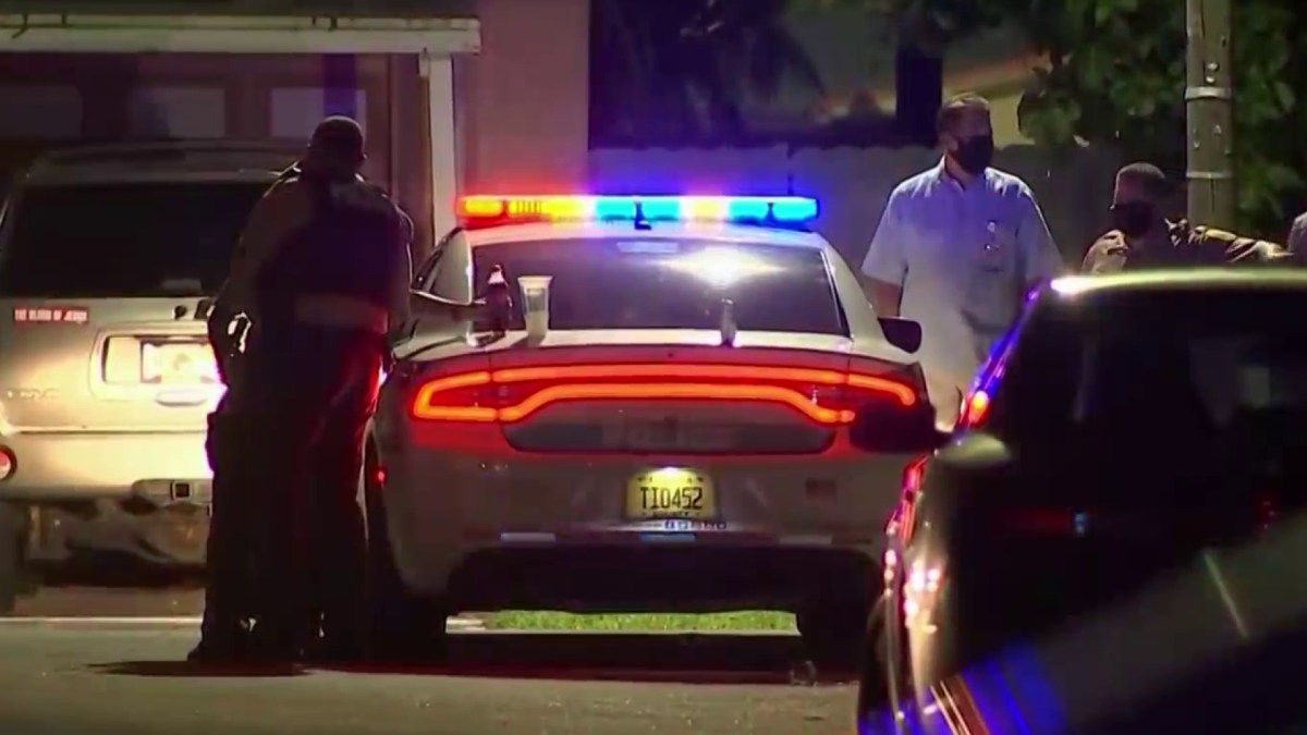 Armed Man Killed by Officer After Barricading Inside Miami-Dade Home ...