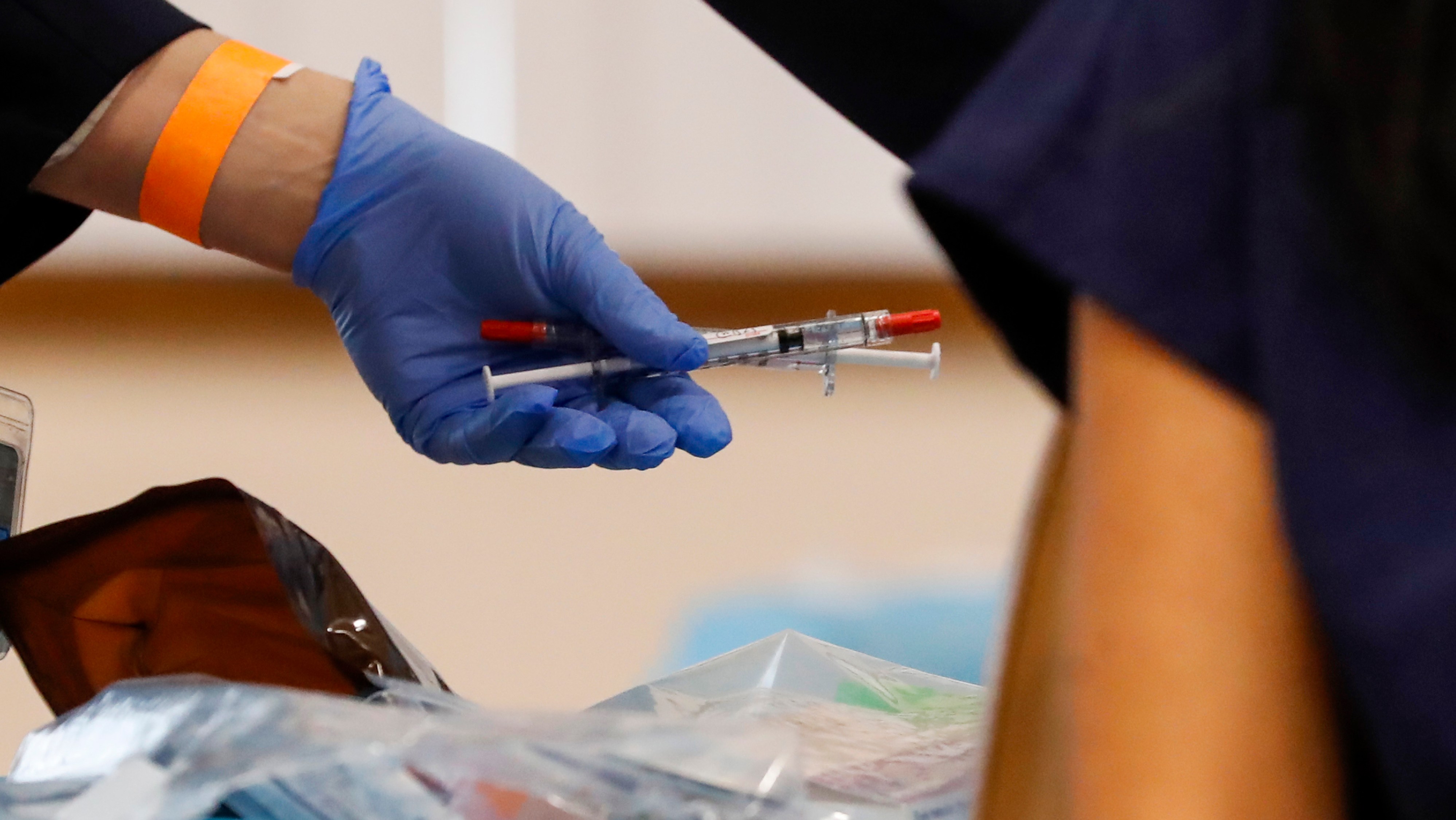 How to Get A COVID-19 Vaccine If You're 65 or Older - Vimarsana News