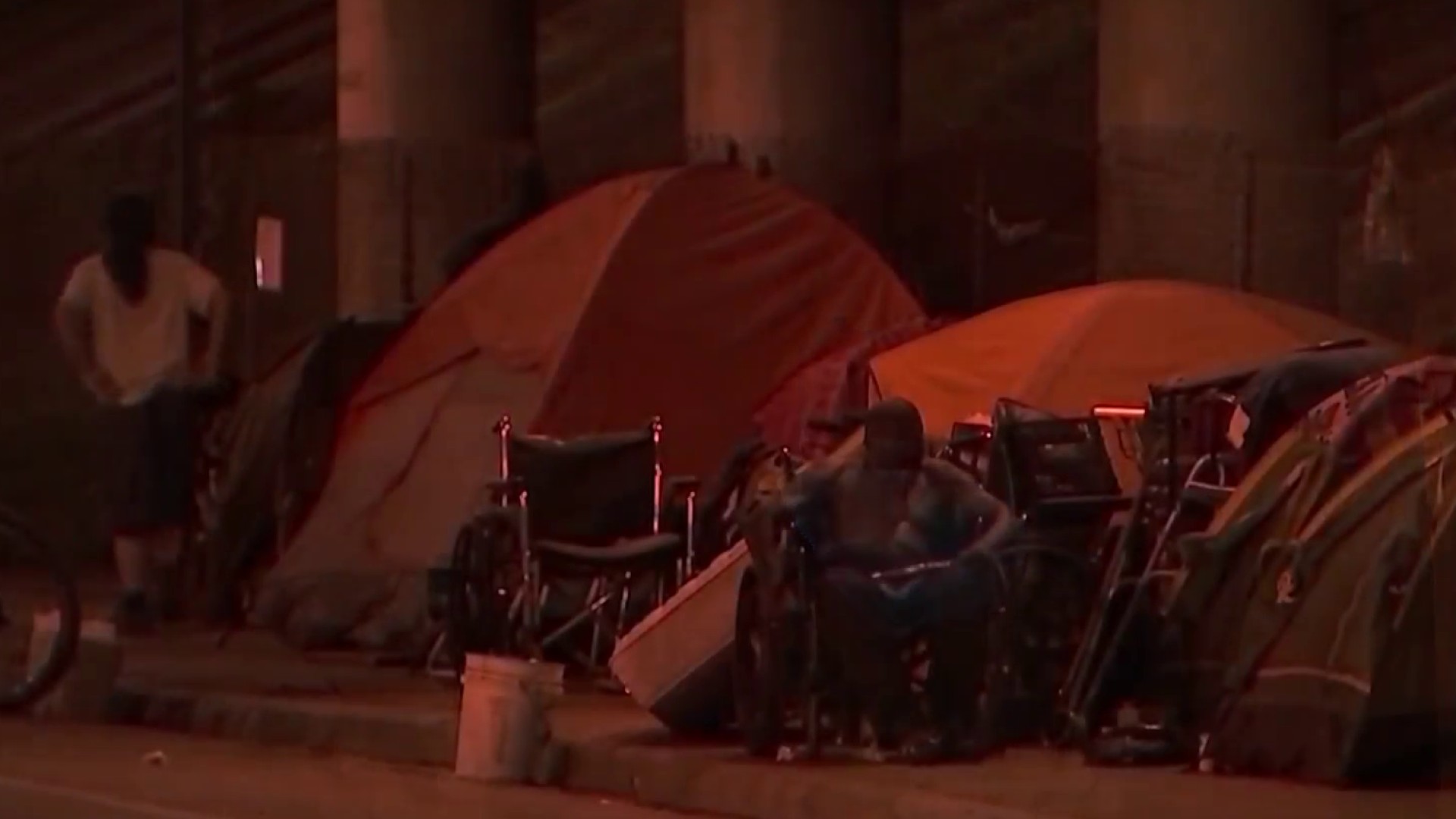 Inside a Growing Miami Encampment, Some Were Displaced Due to the Pandemic - Vimarsana News