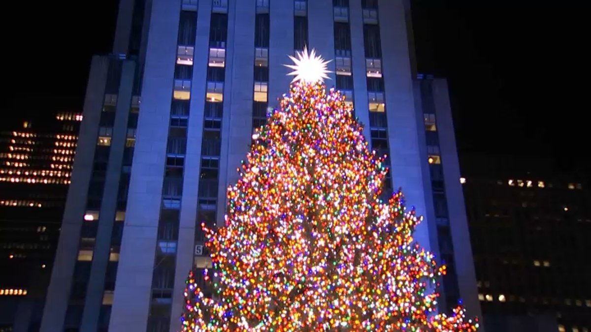 Rockefeller Center Christmas Tree Lit Up For the Holidays, With Virus