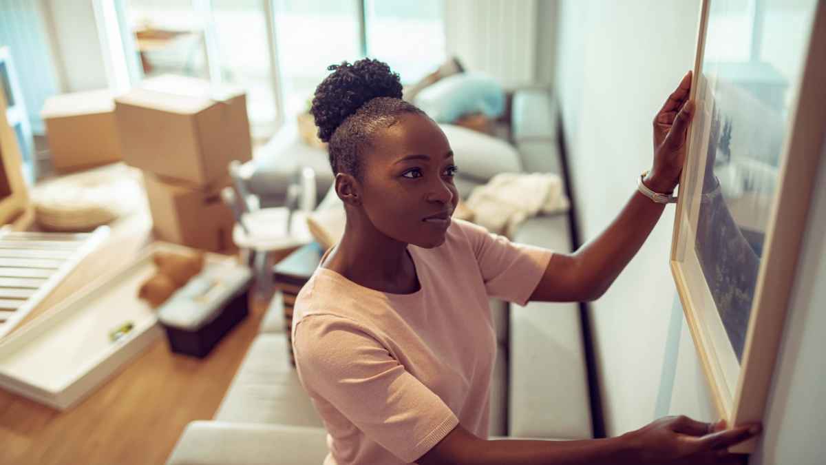 Don't Buy a Home Just Because Interest Rates Are Low—Here Are 4 Things to Consider First - Vimarsana News