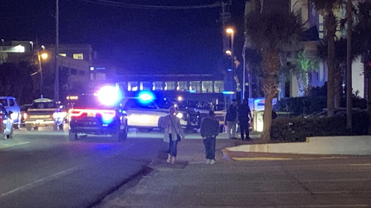 Man Jumps to Death From Hotel Balcony After Parachute Doesn’t Deploy