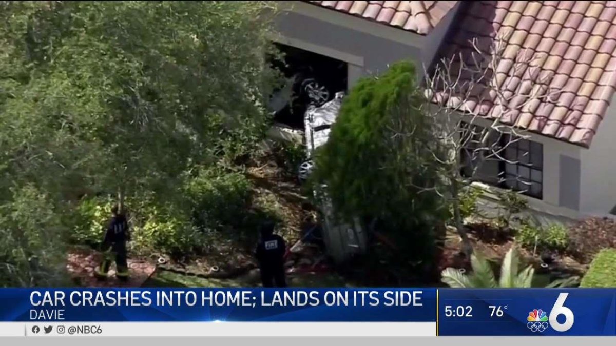Car Crashes Into Davie House – NBC 6 South Florida