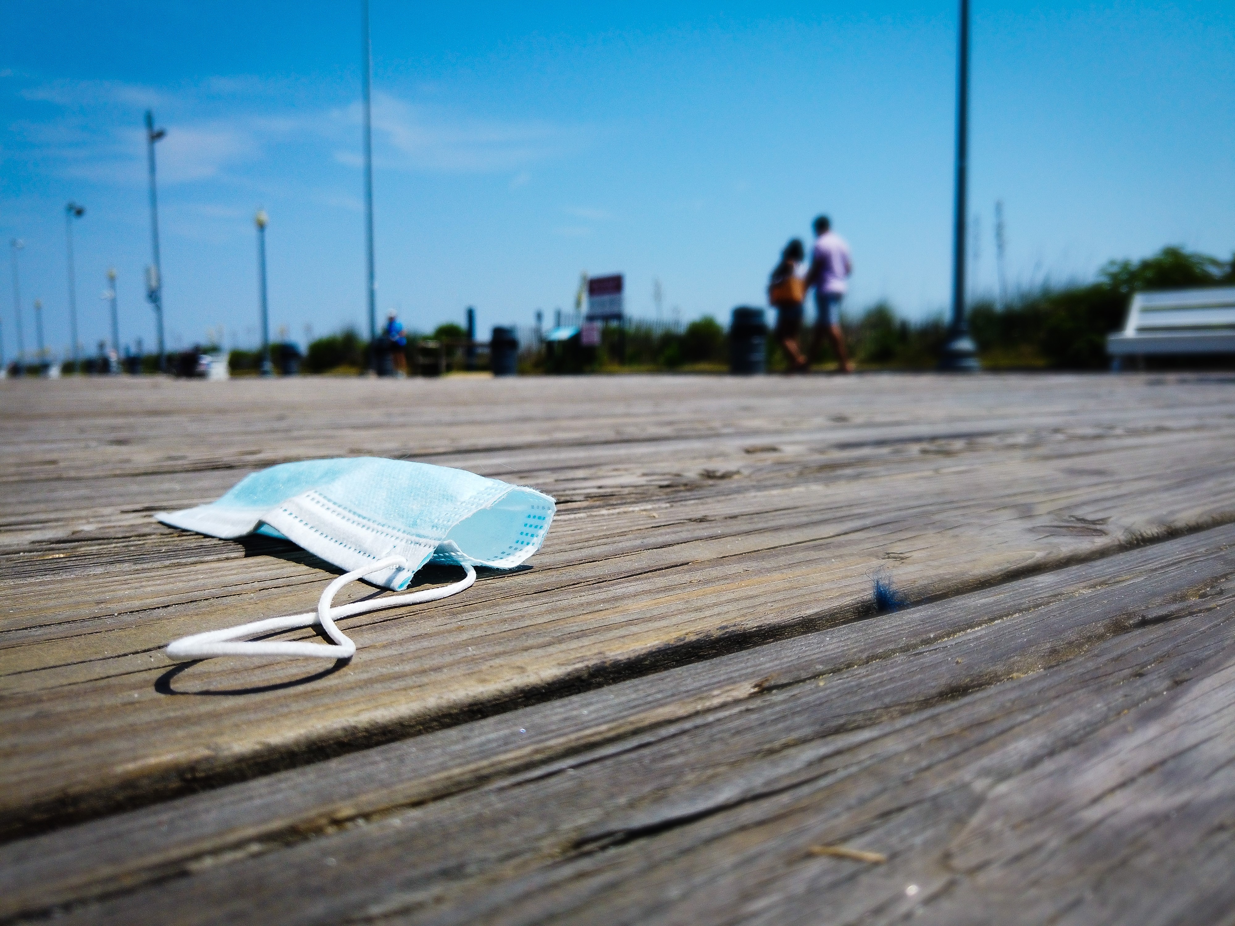 A forgotten mask on the Rehoboth boardwalk. (Photo: Tim Furlong / NBC10)