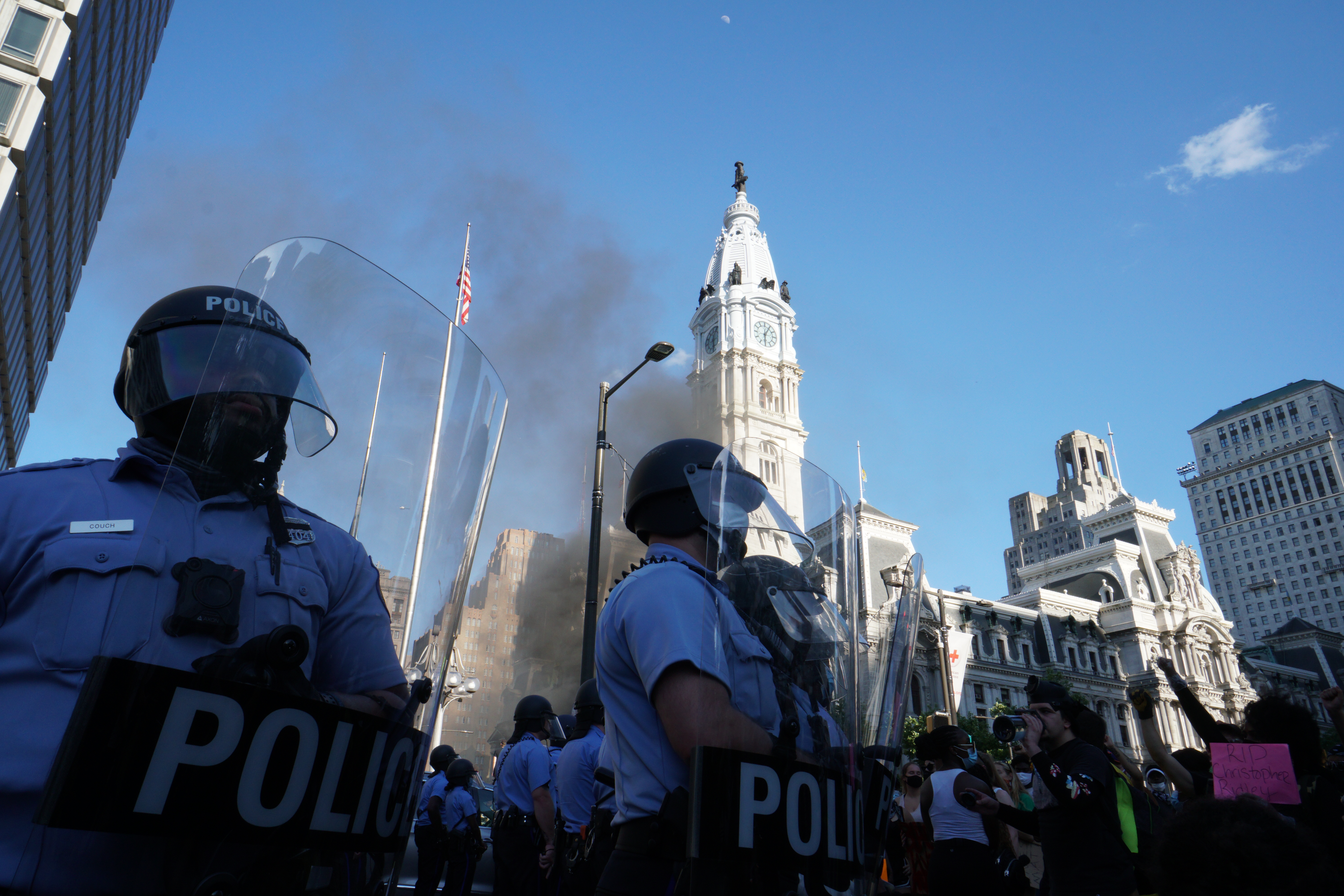 Protesters and police in Philadelphia on May 30. (Photo: Joseph Kaczmarek / NBC10)