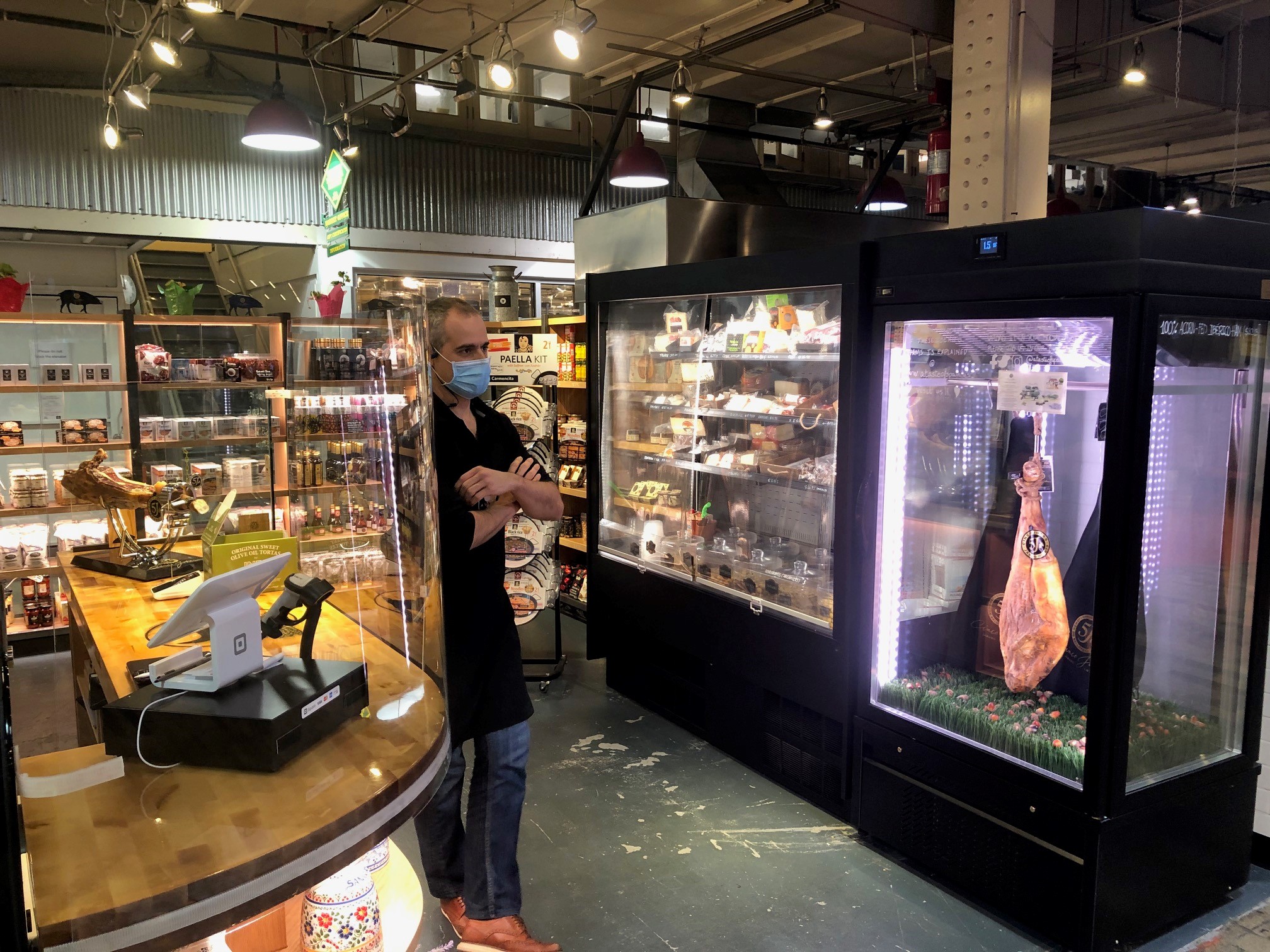 Philadelphia's famed Reading Terminal Market was empty for weeks. (Photo: Dave Palmer / NBC10)