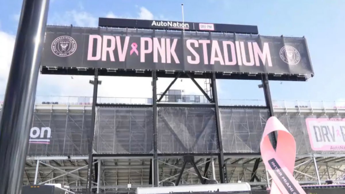 DRV PNK Stadium on Twitter: The rookies take on #DRVPNKStadium