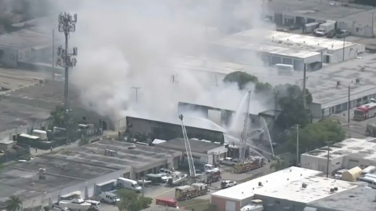 Firefighters Battle Large Blaze at Oakland Park Business NBC 6 South