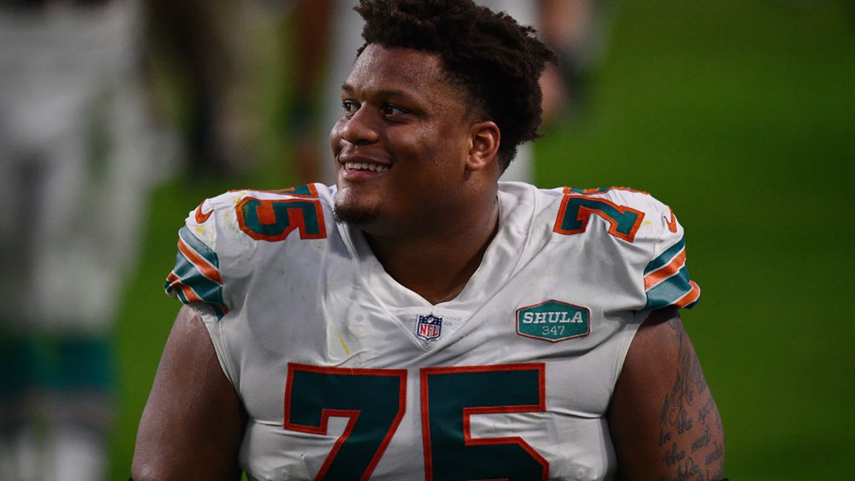 Report: Dolphins trade guard Ereck Flowers to Washington Football Team