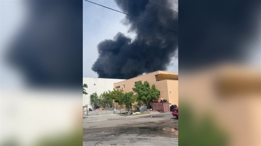 Cell Phone Footage of Smoke From Oakland Park Building