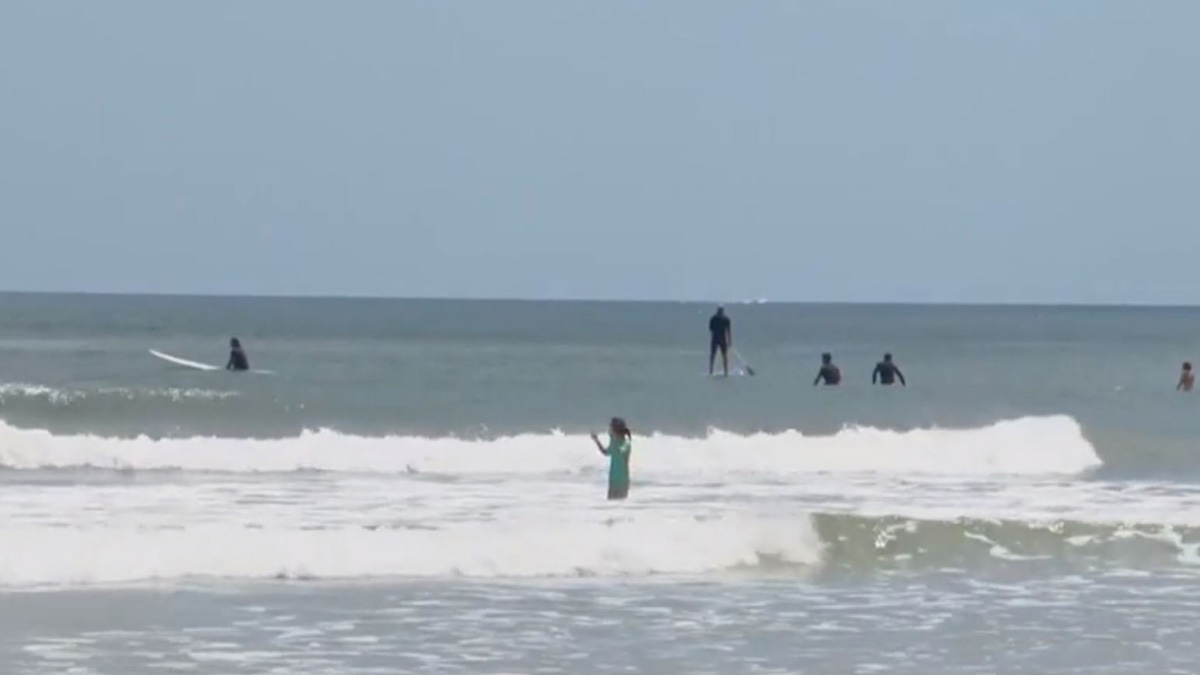 Paddleboarder Suffers Possible Shark Bite At Volusia County Beach Nbc 6 South Florida