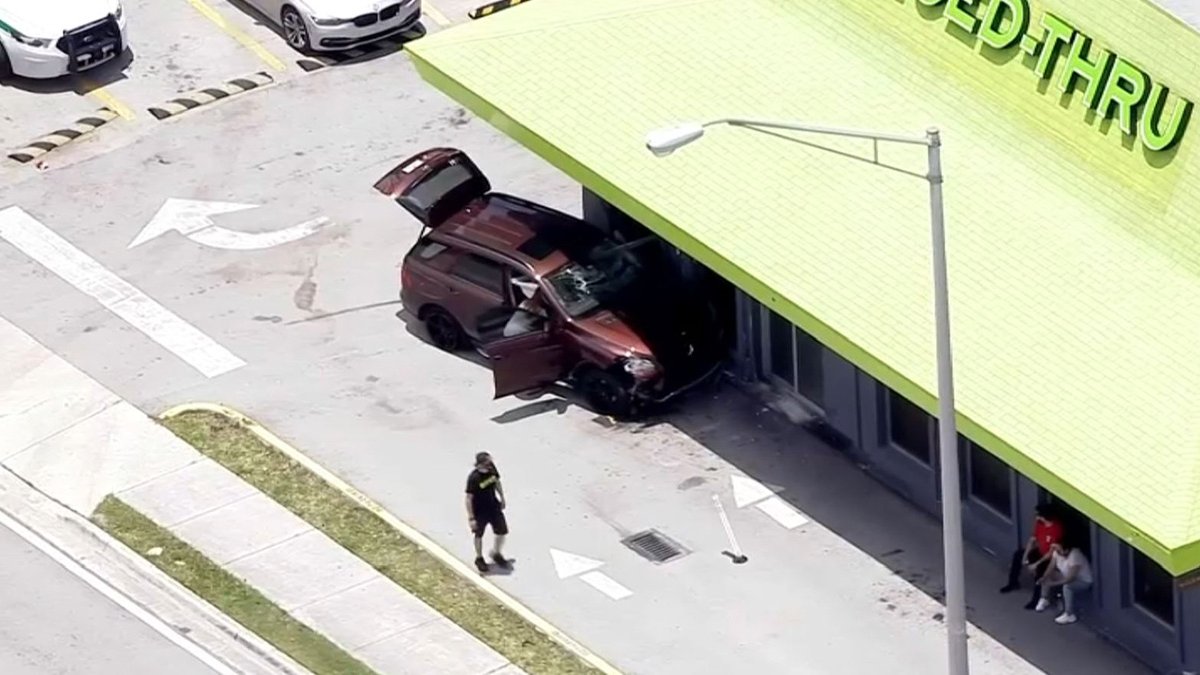 Car Crashes Into Restaurant Near Dadeland Mall NBC 6 South Florida