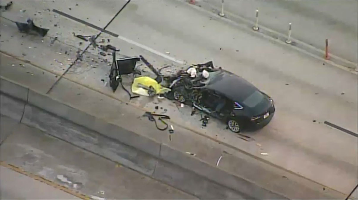 3 Injured After Tesla Collides With Road Ranger On I-95 In Miami-Dade ...