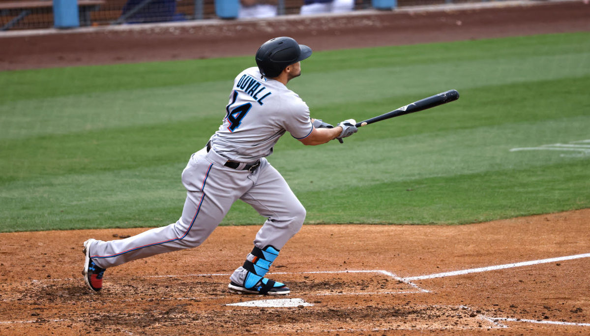 Duvall hits another 3-run HR, Marlins hold off Dodgers 3-2