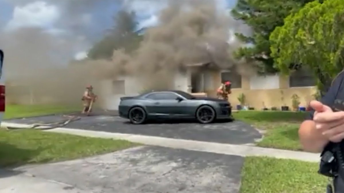 2 People Hospitalized, Family Pet Killed in Lauderhill House Fire – NBC ...