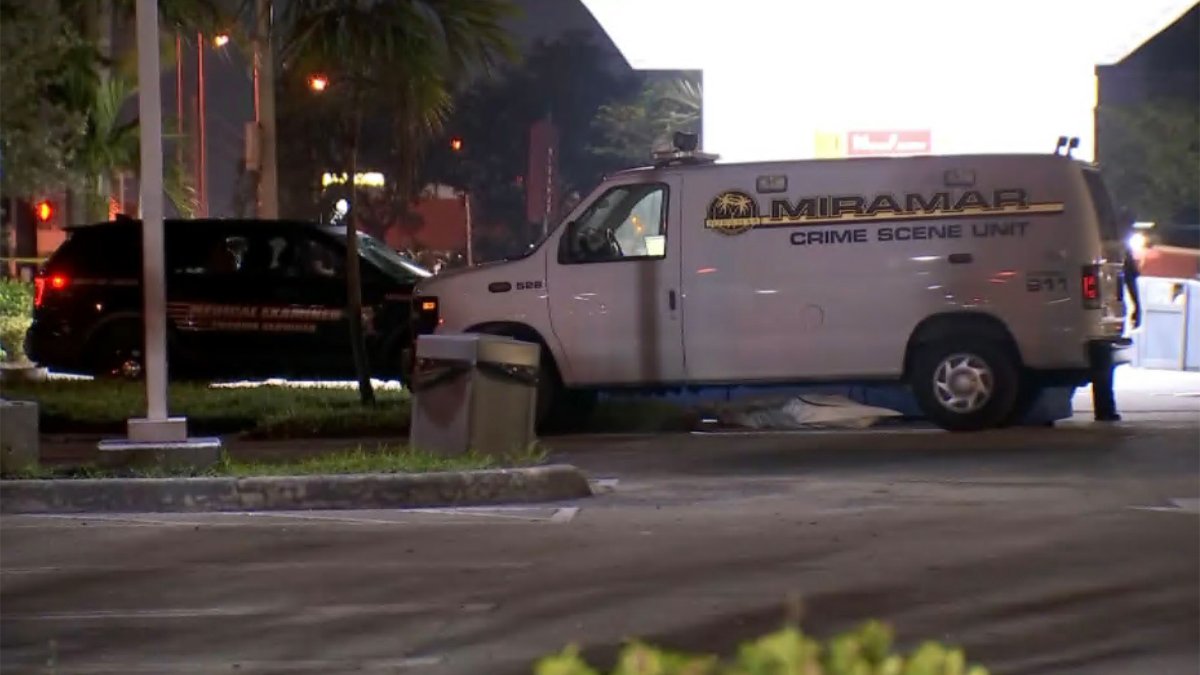 Driver Fatally Shot Man Who Tried to Open Car Door in Miramar: Police ...