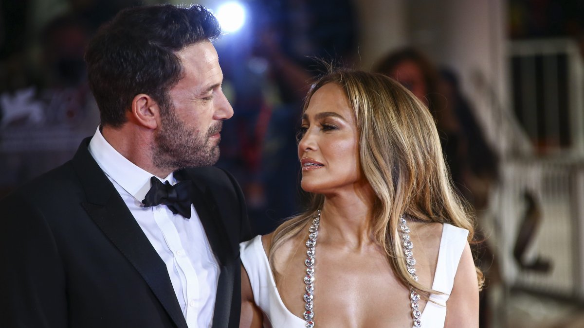 Jennifer Lopez and Ben Affleck Are Married!