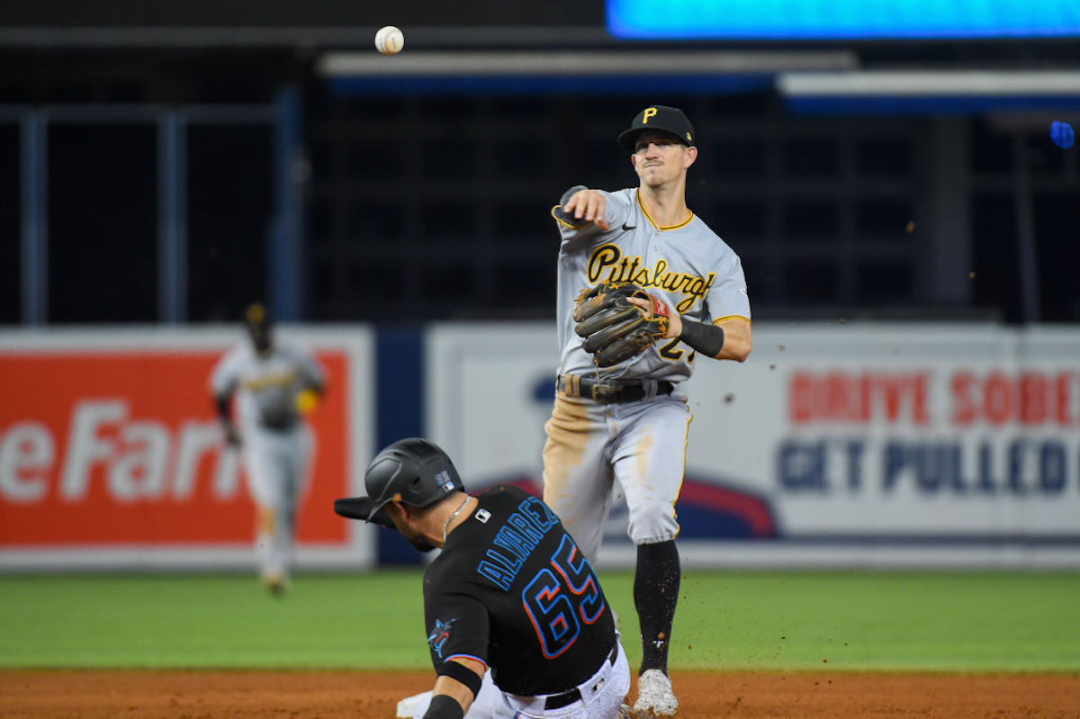 Pirates beat Marlins 6-3, 1 win from 1st sweep of season