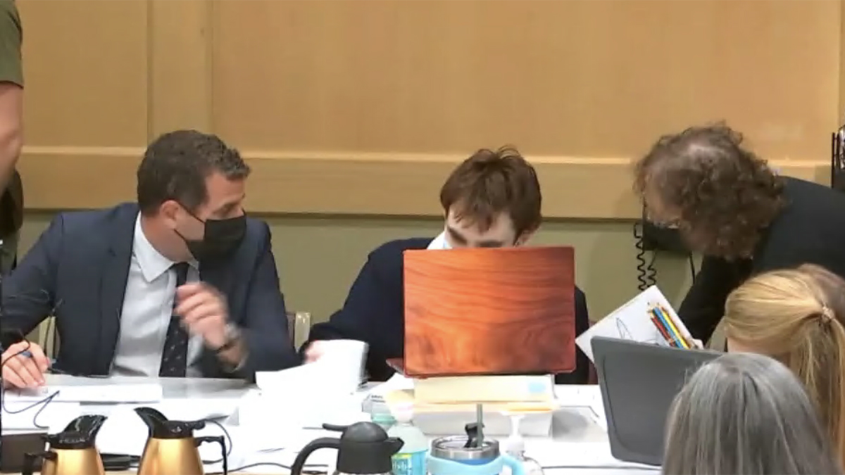 Fight Over Colored Pencils for Parkland Shooting Suspect at Brawl Trial
