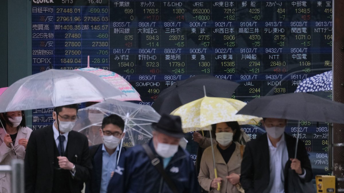 Asia-Pacific Stocks Slip Ahead of Bank of Japan's Monetary Policy Decision - Vimarsana News