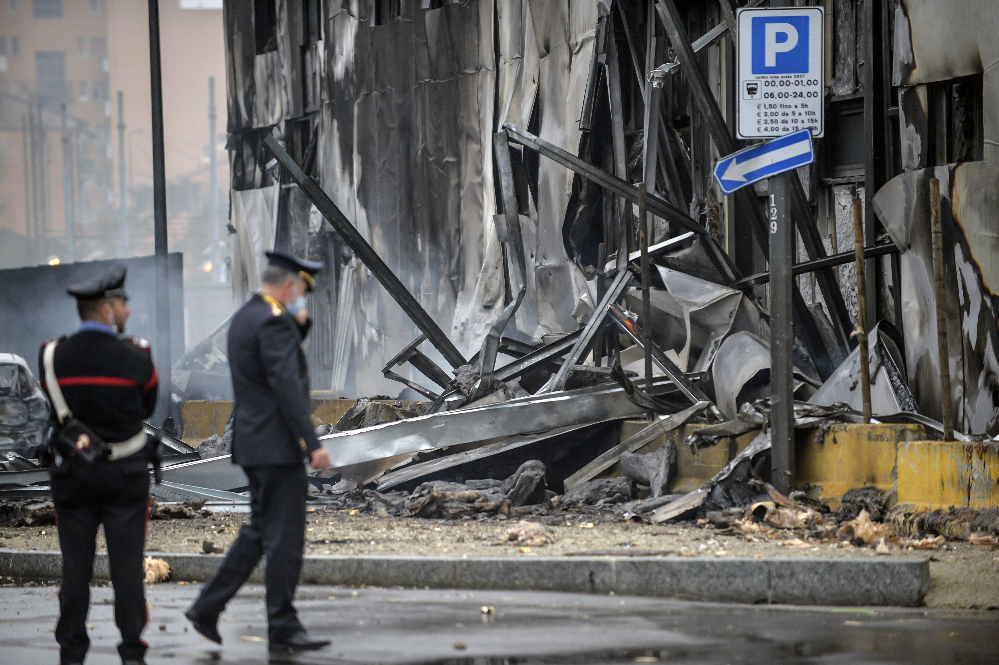 Small Plane Crashes Into Building in Italy; 8 Reported Dead – NBC 6 South Florida - Vimarsana News