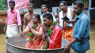 India Flood Wedding