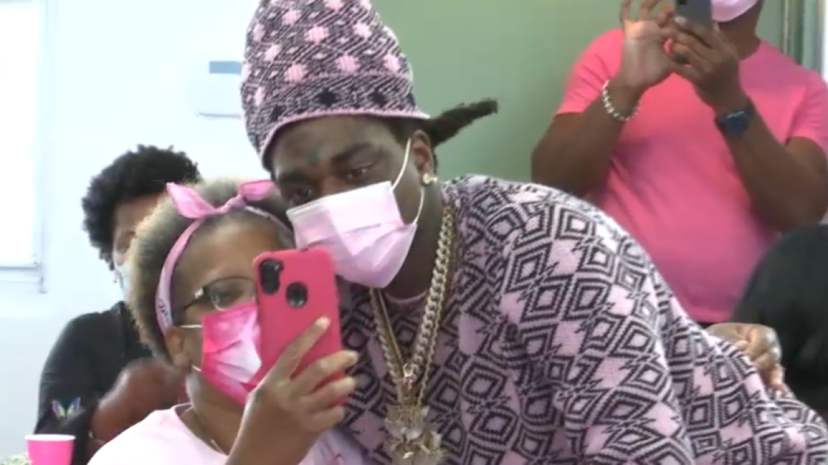 Rapper Kodak Black Donates Gifts to Breast Cancer Survivors NBC 6