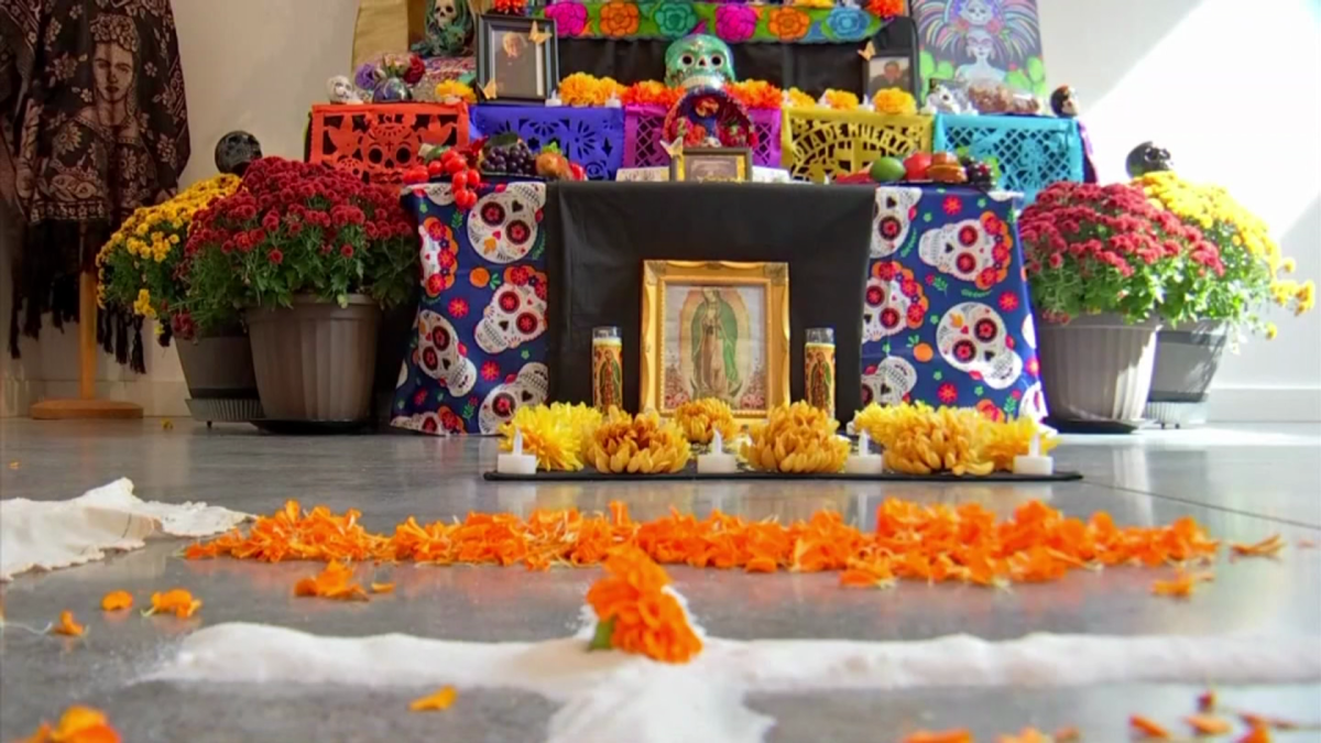 Día de los Muertos Is Up coming 7 days. Below Is What an Ofrenda Is and How to Build One