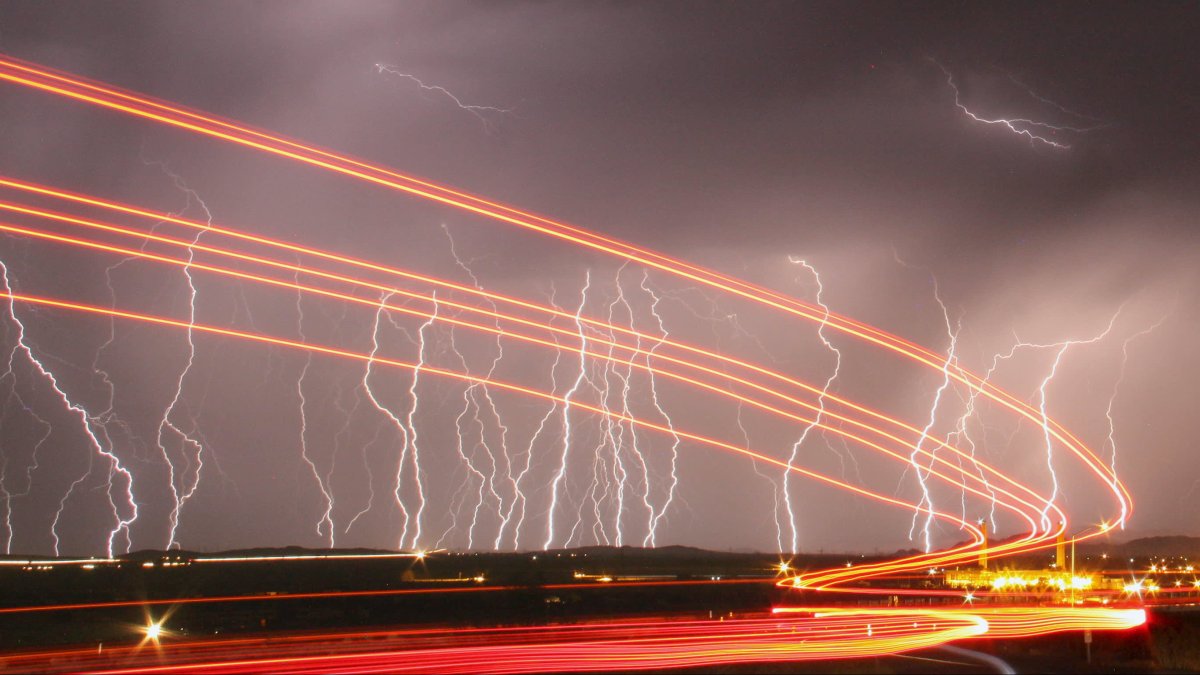 Cramer's Lightning Round: Stay Long Royalty Pharma - Vimarsana News