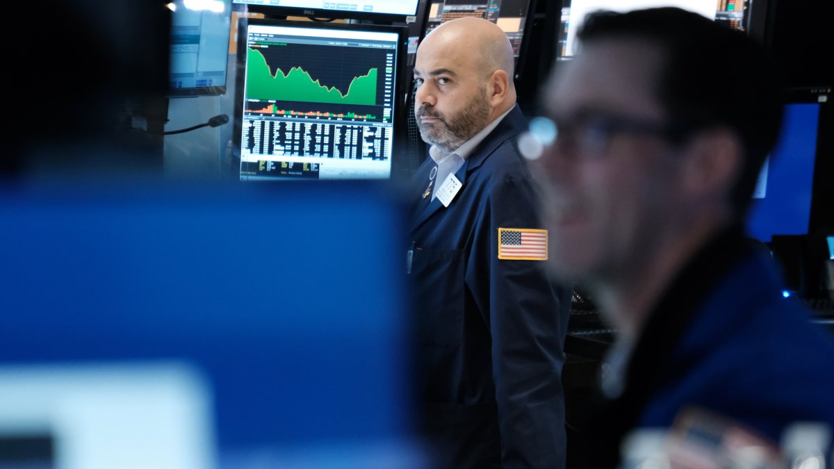 What to Watch Today: Wall Street Looks Higher Ahead of Jobs Report, After More Records - Vimarsana News