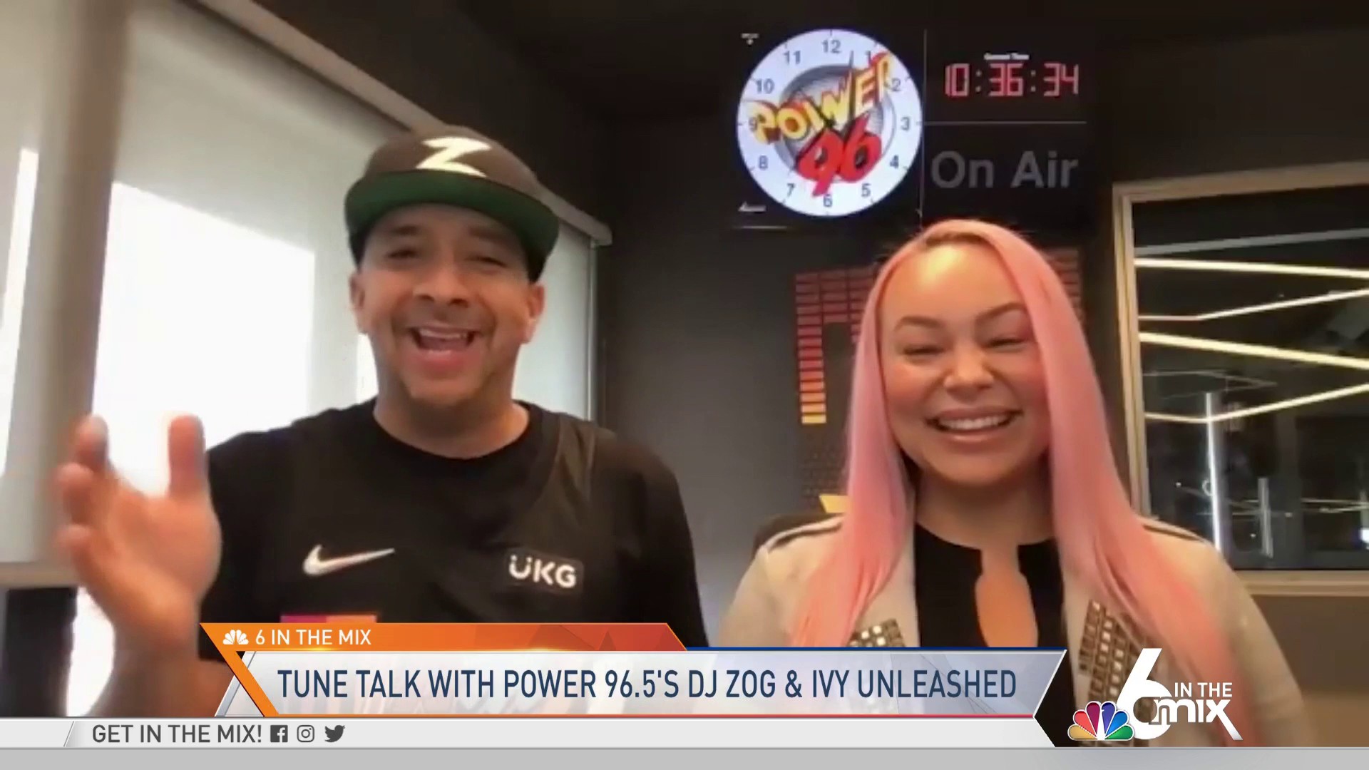 ブランド通販サイト Power With Talk Tune 96.5's 6 NBC – Unleashed Ivy and Zog DJ ミュージシャン