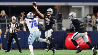 Derek Carr #4 of the Las Vegas Raiders passes the ball during the first quarter of the NFL match between Las Vegas Raiders and Dallas Cowboys at AT&T Stadium on Nov. 25, 2021 in Arlington, Texas.