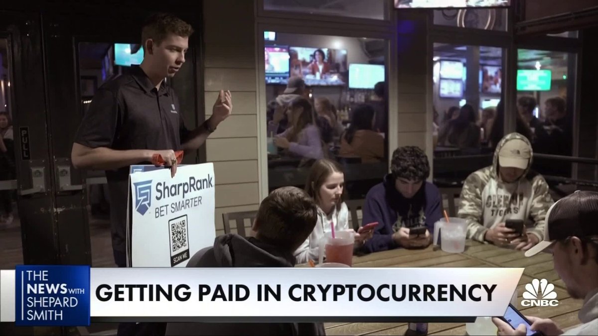 More Businesses Offer Pay in Cryptocurrency in a Bid to Lure Younger Workers - Vimarsana News