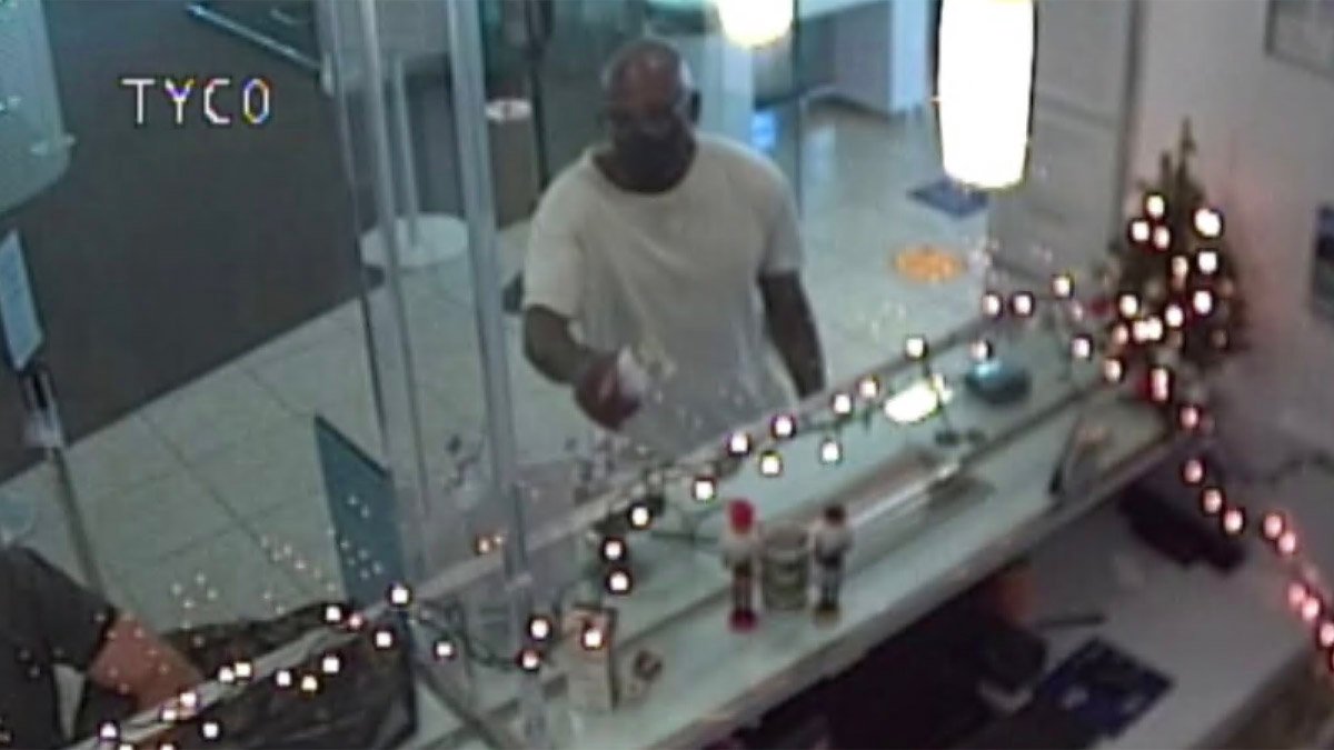 FBI Searching for Suspect in Miami Bank Robbery – NBC 6 South Florida