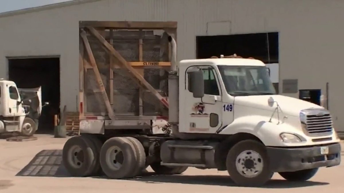 U.S. Sugar Faces Fraud Allegation in Lawsuit Filed by Drivers Replaced by Foreign Workers - Vimarsana News