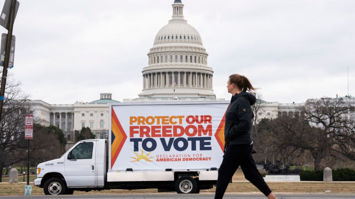 What’s in the Freedom to Vote Act, John R. Lewis Voting Rights Bills ...