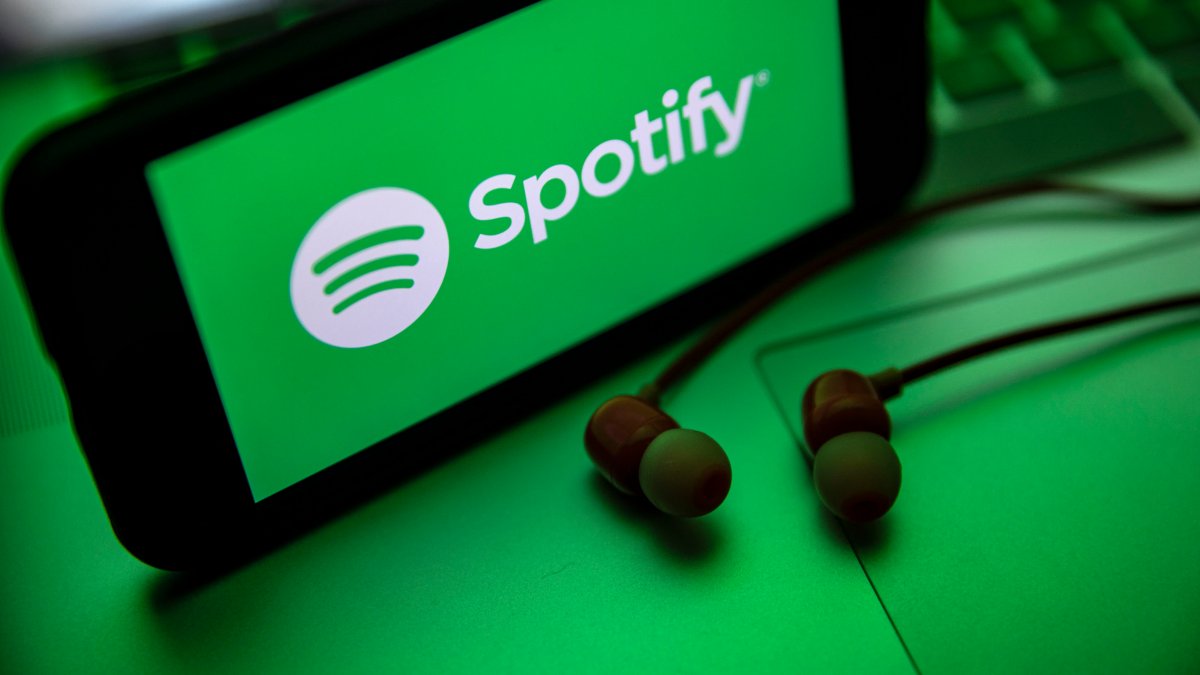 How to Quit Spotify and What You Give Up If You Do