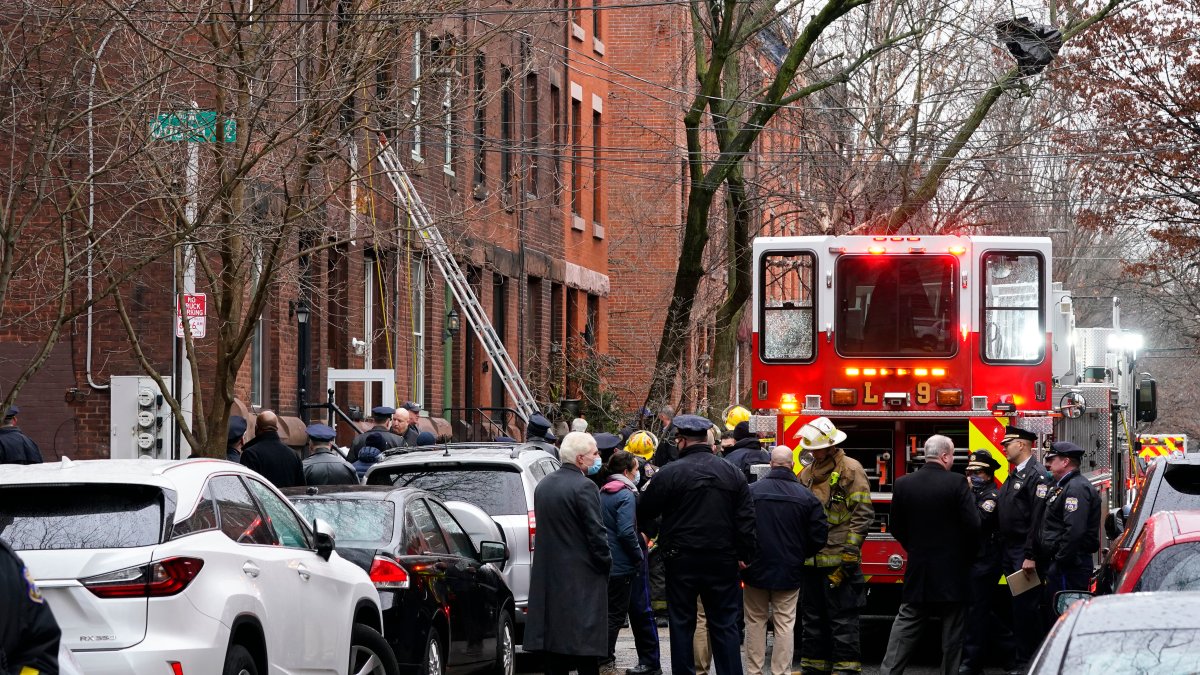 13, Including 7 Kids, Die in Fire at Philadelphia Rowhome Converted Into Apartments – NBC 6 South Florida - Vimarsana News