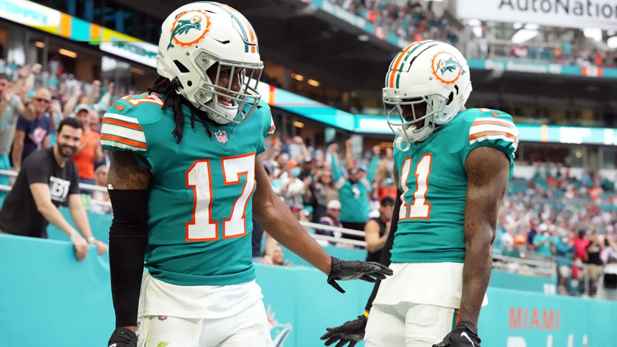 Miami Dolphins top New England Patriots in season finale