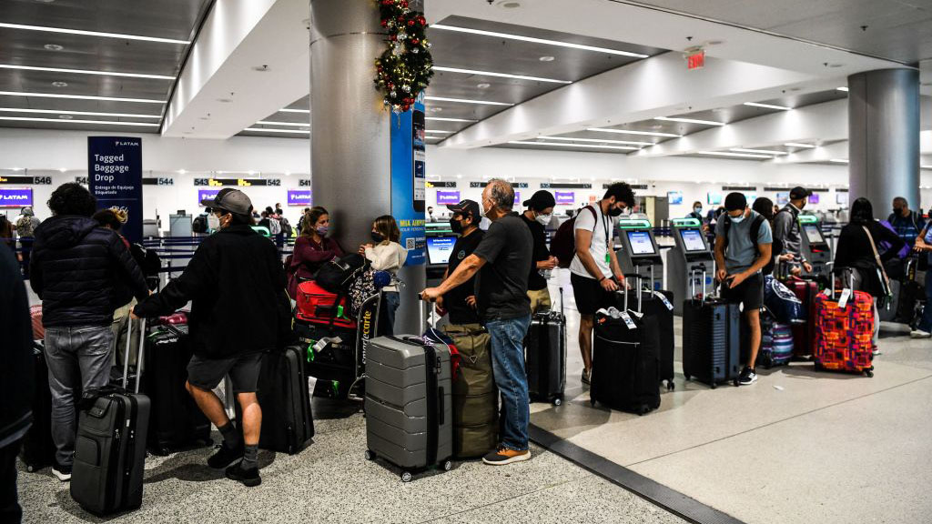 South Florida Airports Ranked Among the Worst on WSJ's 2022 List